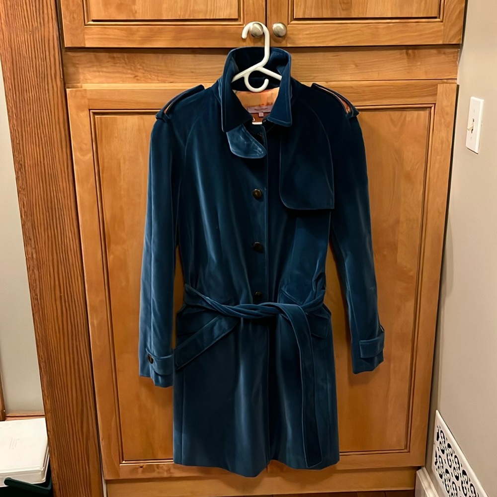 Kuhlman Velvet Trench
